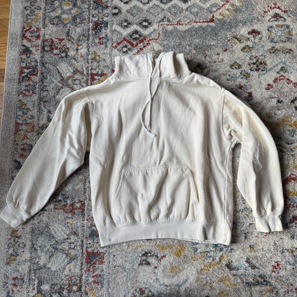 Beige hoodie 🤍